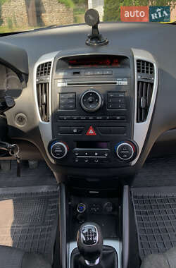 Хэтчбек Kia Ceed 2009 в Богородчанах
