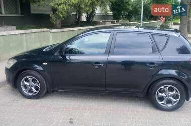 Хэтчбек Kia Ceed 2007 в Львове