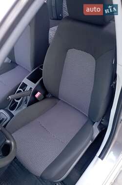 Хэтчбек Kia Ceed 2007 в 