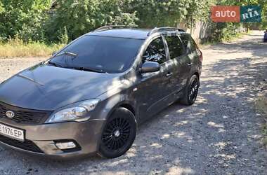Универсал Kia Ceed 2009 в Николаеве