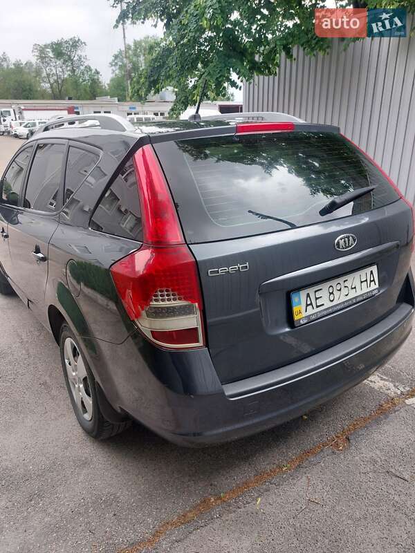 Універсал Kia Ceed 2012 в Дніпрі