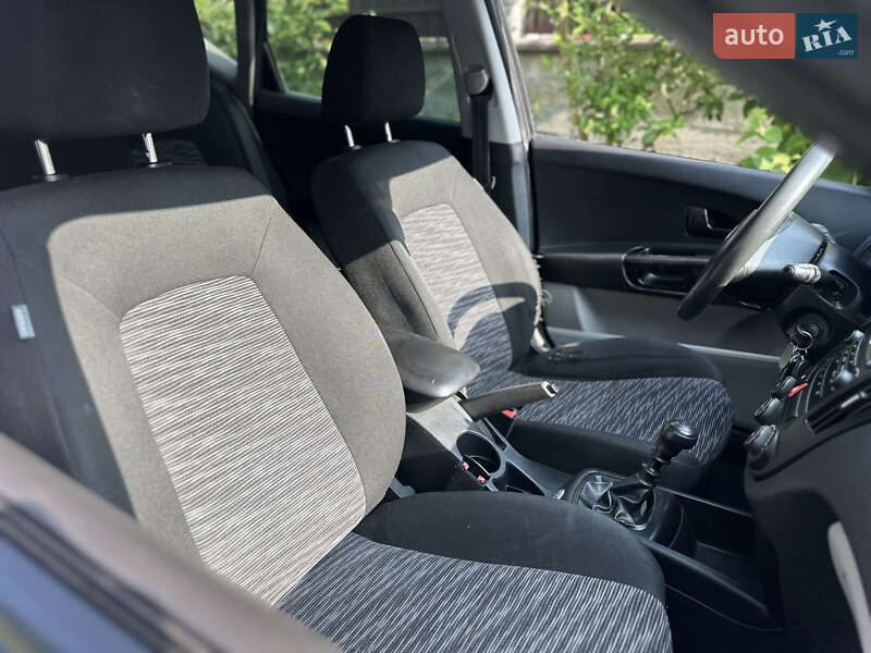 Универсал Kia Ceed 2008 в Трускавце