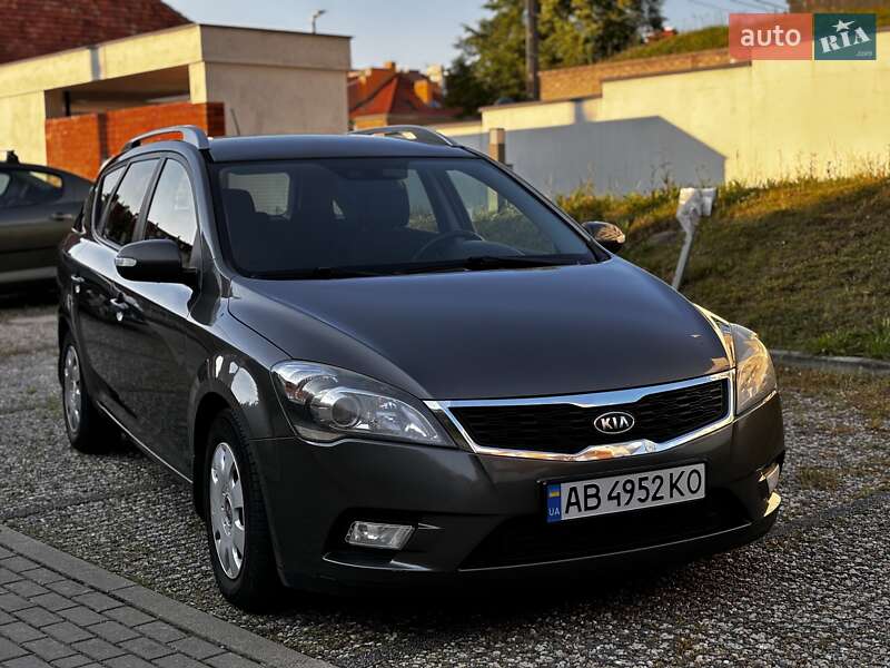 Универсал Kia Ceed 2011 в Николаеве
