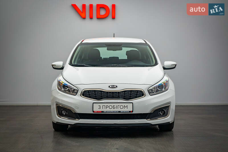 Хетчбек Kia Ceed 2016 в Києві