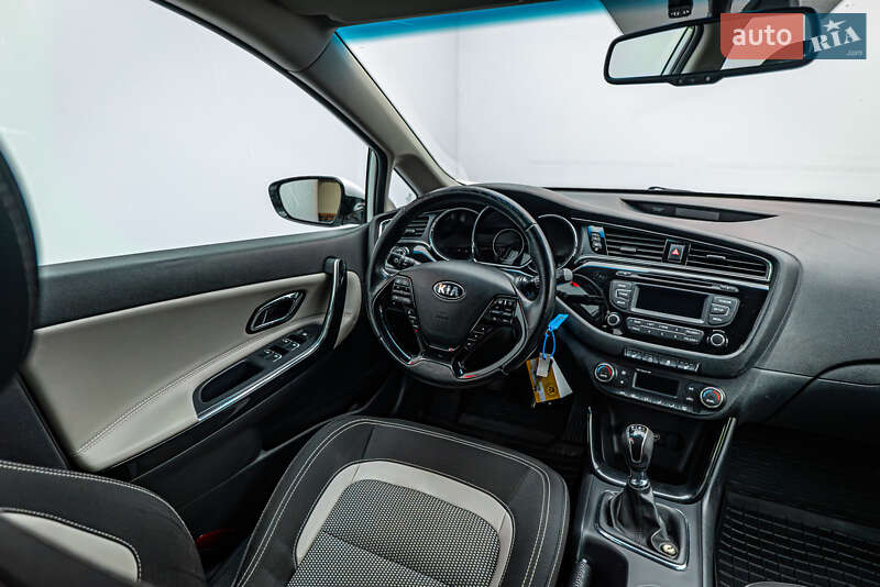 Хетчбек Kia Ceed 2016 в Києві