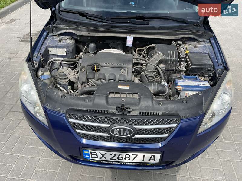 Хетчбек Kia Ceed 2007 в Хмельницькому