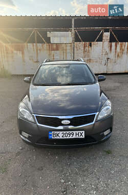 Універсал Kia Ceed 2009 в Миколаєві