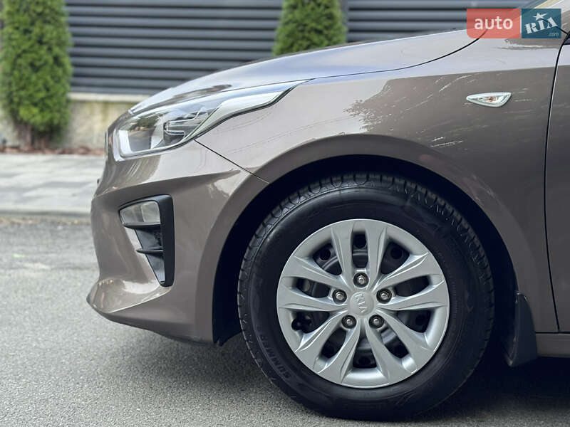 Универсал Kia Ceed 2019 в Киеве