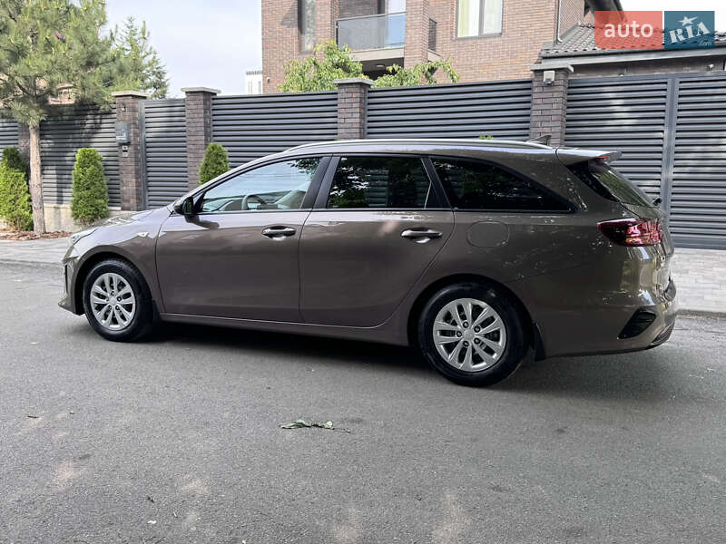 Универсал Kia Ceed 2019 в Киеве