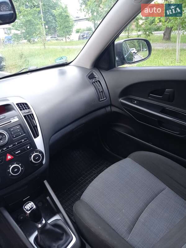 Універсал Kia Ceed 2009 в Вінниці фото 25 Універсал Kia Ceed 2009 в Вінниці