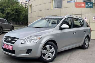 Универсал Kia Ceed 2008 в Николаеве