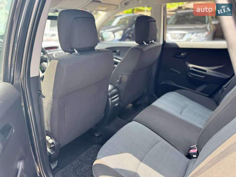 Универсал Kia Ceed 2010 в Кривом Роге
