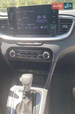 Хетчбек Kia Ceed 2023 в Дніпрі фото 9 Хетчбек Kia Ceed 2023 в Дніпрі