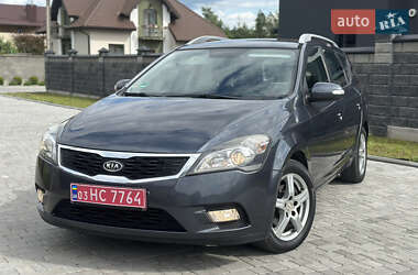 Універсал Kia Ceed 2011 в Рівному