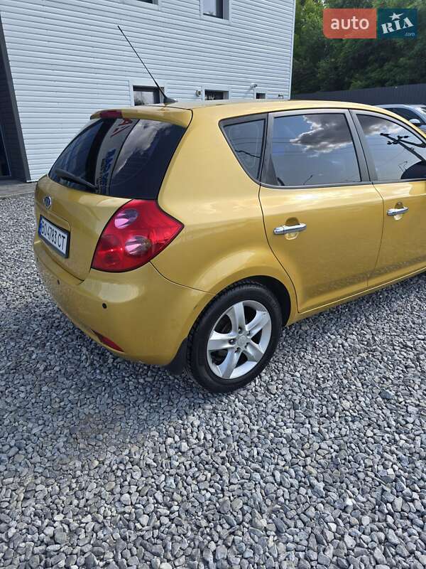 Хэтчбек Kia Ceed 2008 в Тернополе