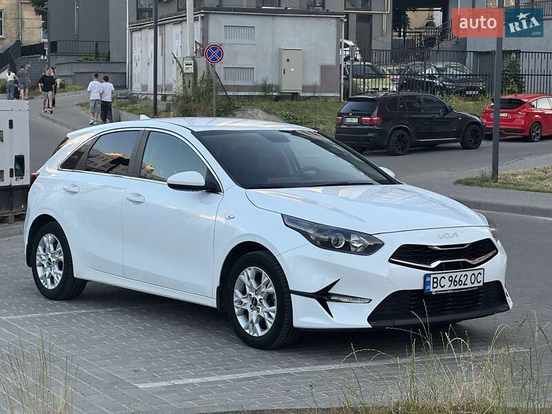 Хетчбек Kia Ceed 2022 в Львові