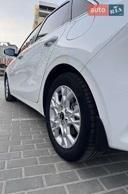 Хэтчбек Kia Ceed 2022 в 