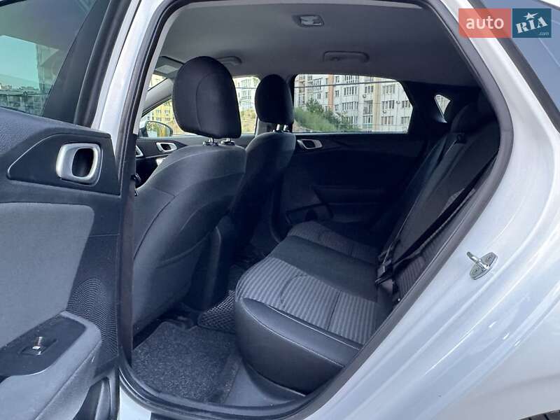 Хетчбек Kia Ceed 2022 в Львові