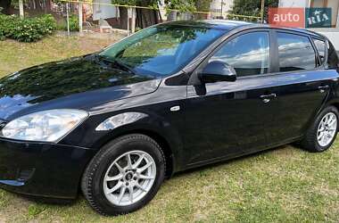 Хетчбек Kia Ceed 2008 в Чернівцях