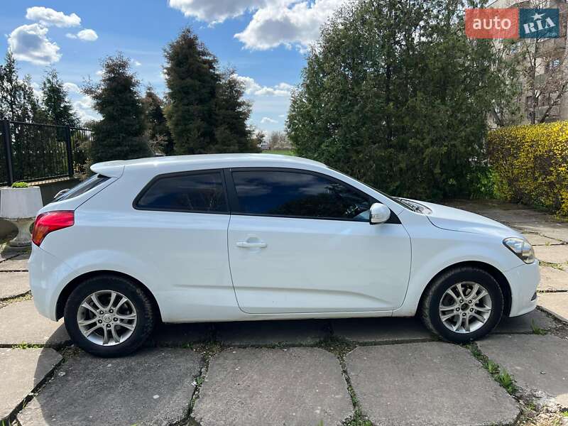 Kia Ceed 2011