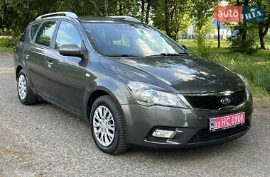 Универсал Kia Ceed 2010 в Ковеле