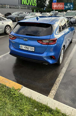Хэтчбек Kia Ceed 2019 в 