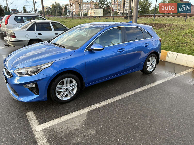 Хетчбек Kia Ceed 2019 в Києві фото 28 Хетчбек Kia Ceed 2019 в Києві