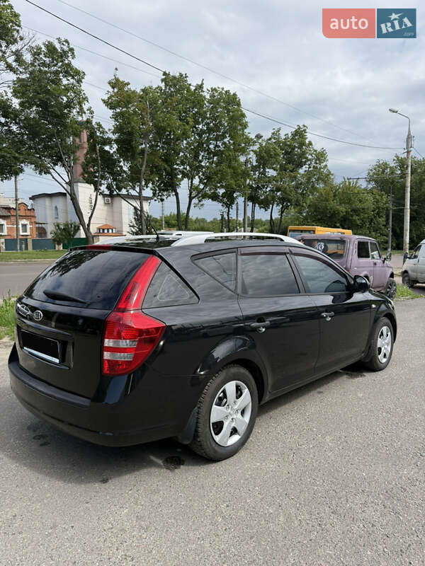 Универсал Kia Ceed 2008 в Сумах