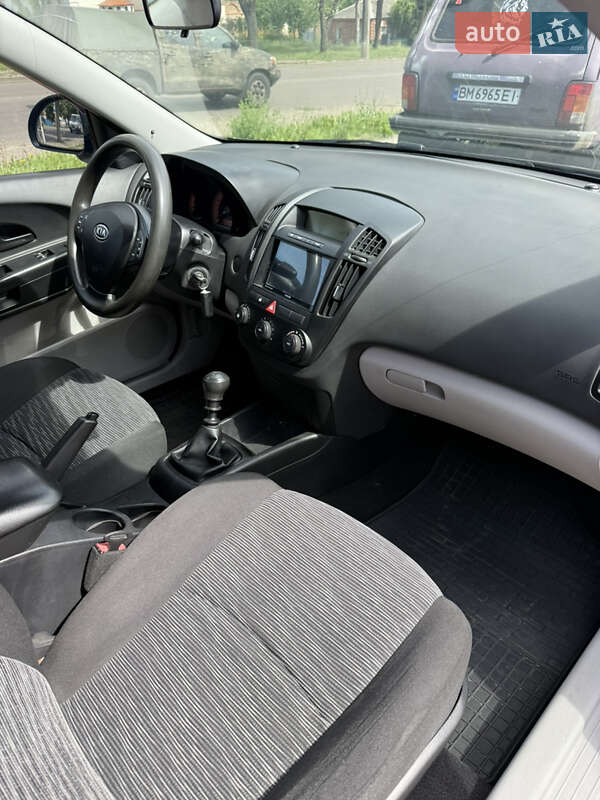 Универсал Kia Ceed 2008 в Сумах