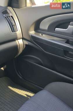 Универсал Kia Ceed 2009 в Золочеве