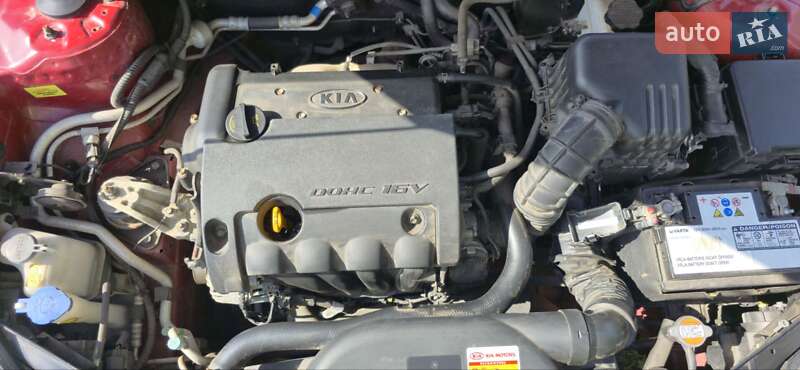 Универсал Kia Ceed 2009 в Золочеве