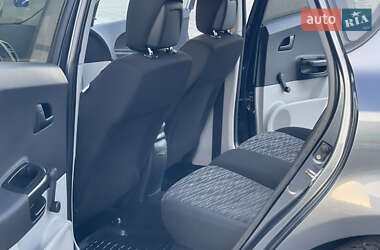 Хэтчбек Kia Ceed 2007 в 