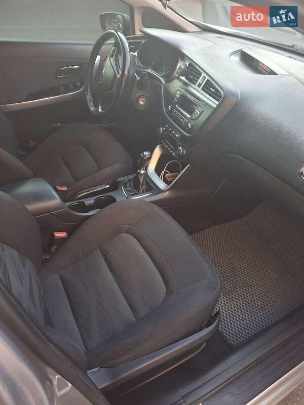 Универсал Kia Ceed 2013 в Киеве