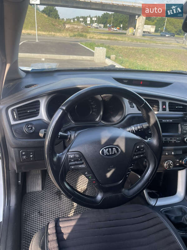 Универсал Kia Ceed 2013 в Киеве
