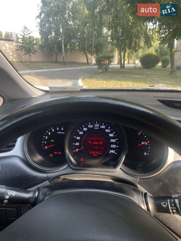 Универсал Kia Ceed 2013 в Киеве