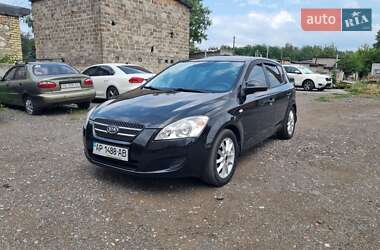 Хетчбек Kia Ceed 2009 в Києві
