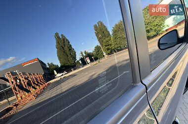 Хэтчбек Kia Ceed 2010 в 