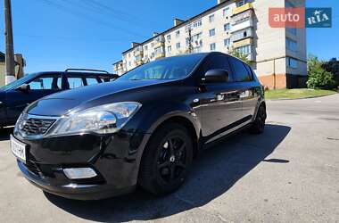 Хэтчбек Kia Ceed 2010 в Мироновке