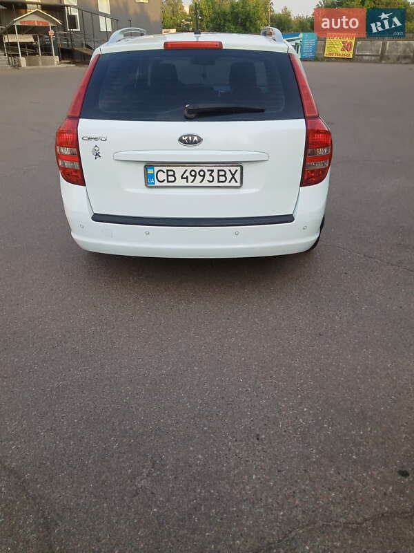 Универсал Kia Ceed 2012 в Чернигове