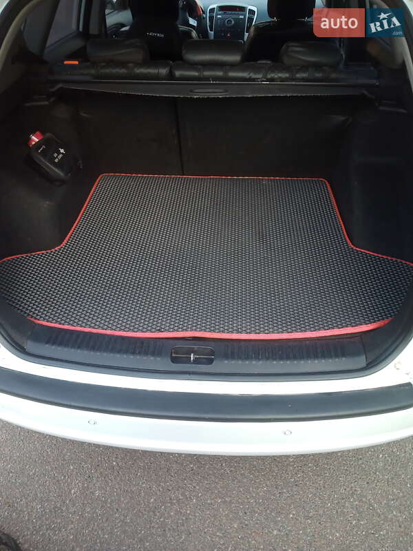 Универсал Kia Ceed 2012 в Чернигове