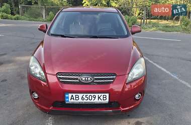 Хэтчбек Kia Ceed 2008 в 