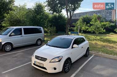 Хэтчбек Kia Ceed 2009 в Виннице