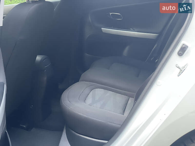 Хетчбек Kia Ceed 2016 в Львові