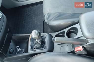 Хэтчбек Kia Ceed 2007 в 