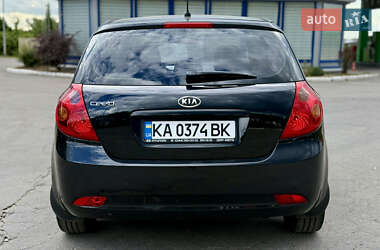 Хэтчбек Kia Ceed 2008 в 