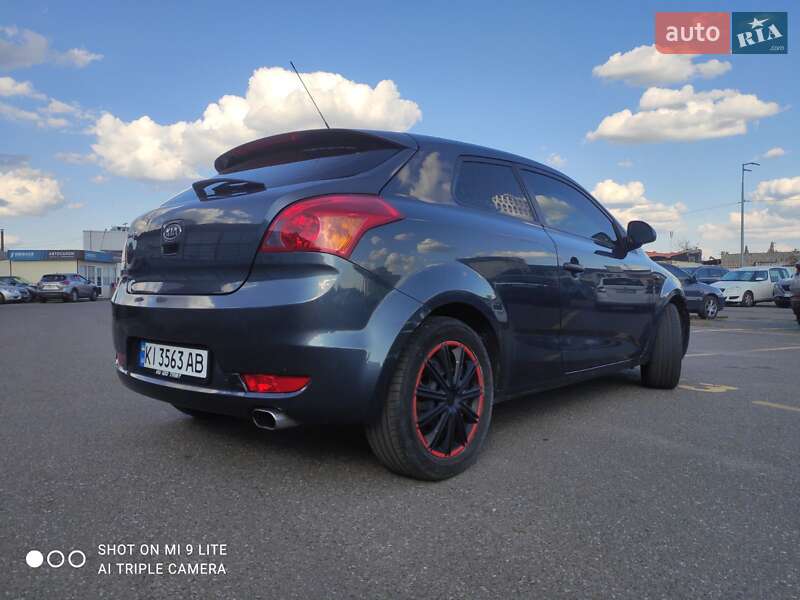 Хэтчбек Kia Ceed 2007 в Киеве