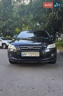 Хетчбек Kia Ceed 2008 в 