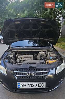 Хетчбек Kia Ceed 2008 в 