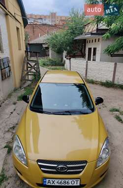 Хетчбек Kia Ceed 2007 в 