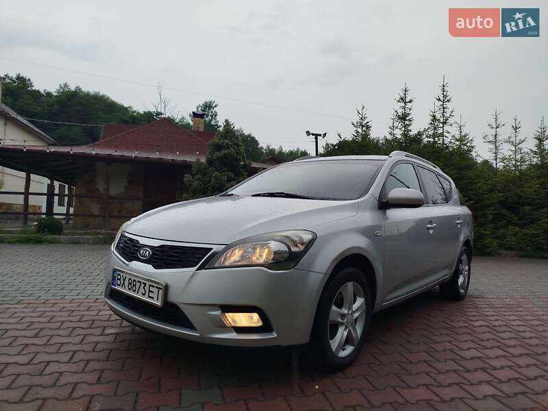 Универсал Kia Ceed 2010 в Шепетовке